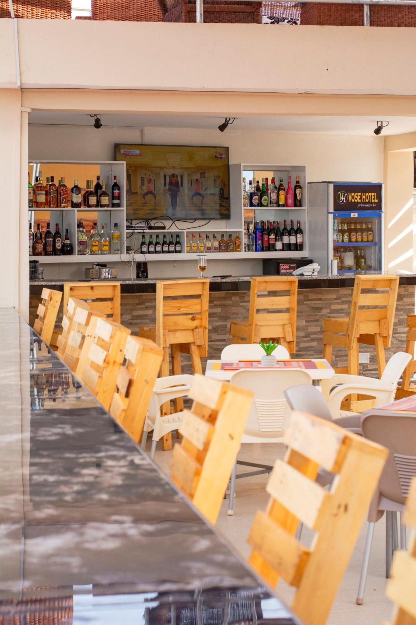 Vose Hotel & Spa Dar Es Salaam Eksteriør billede